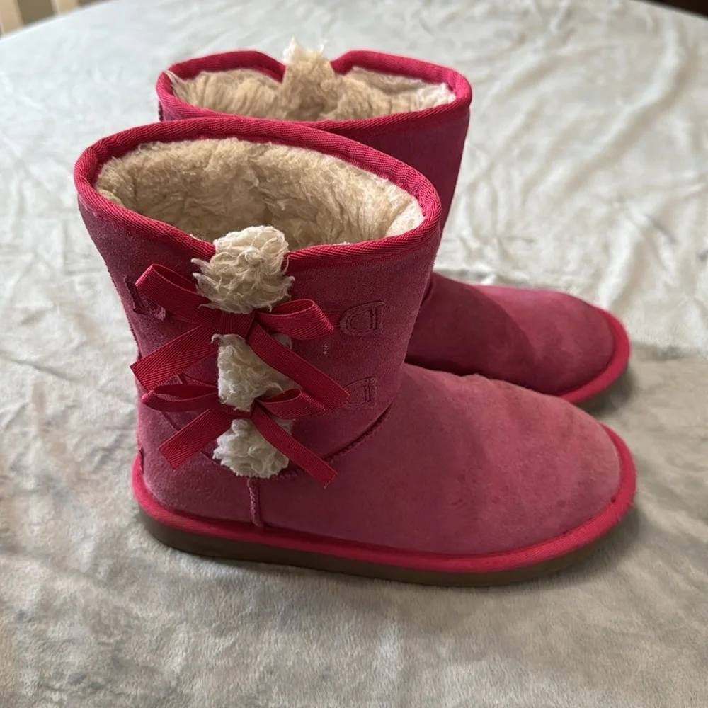 Koolaburra by Ugg Girls 3 Suede Victoria Pink Bows‎ Short Boots Warm Winter Kids